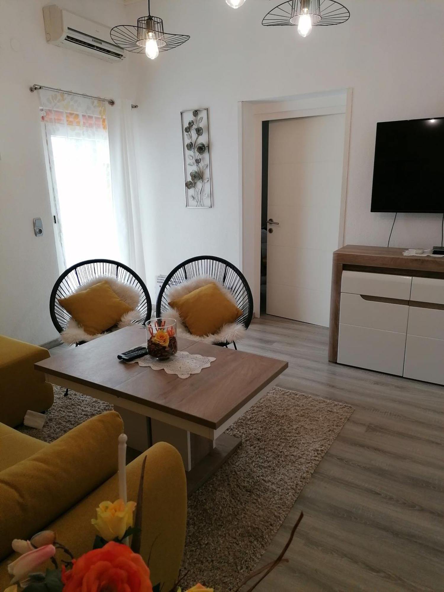 Apartment Maria Medulin